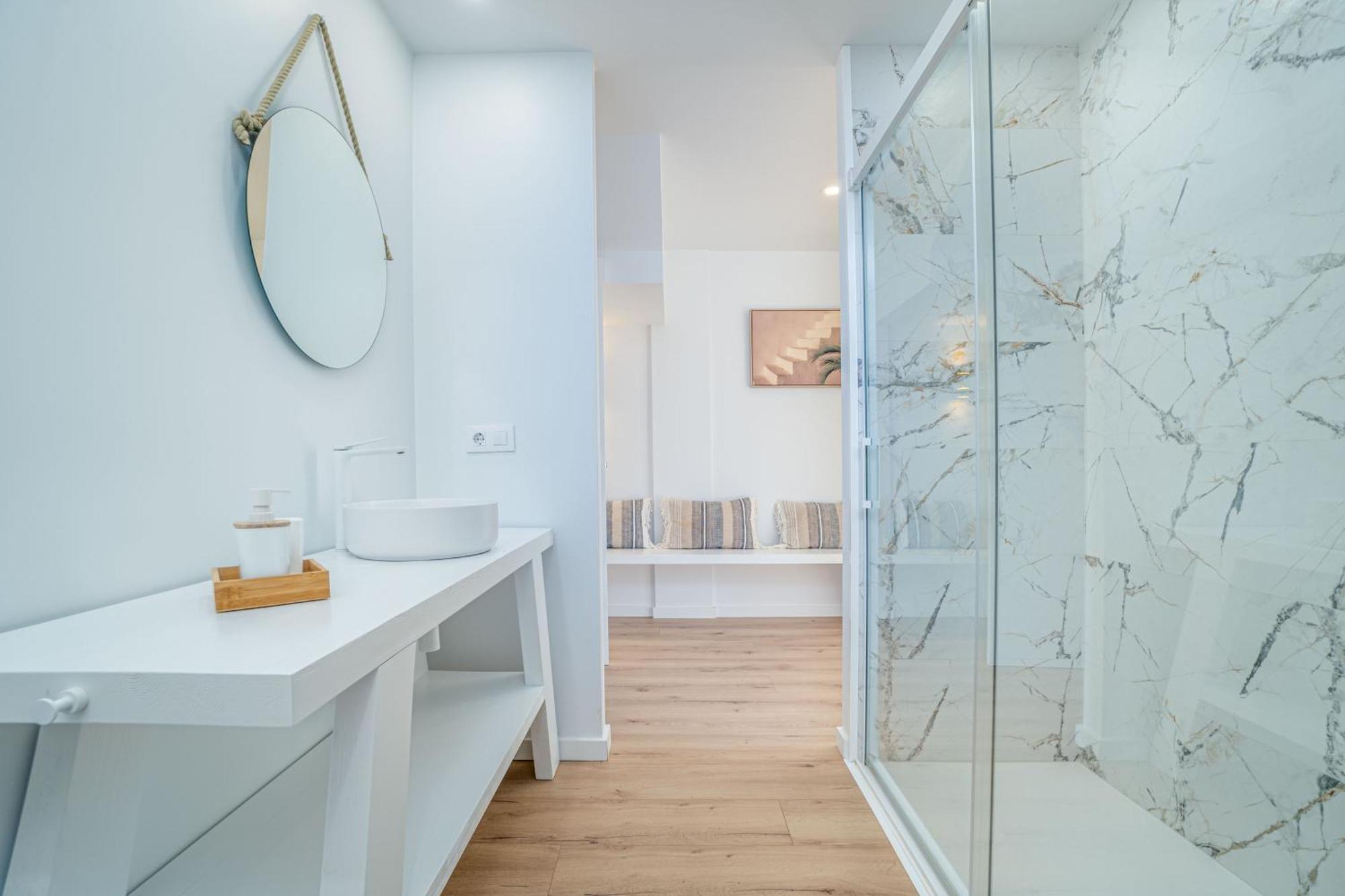 Moderno Apartamento Frente Al Canal Con Terrazas Leilighet Empuriabrava Eksteriør bilde