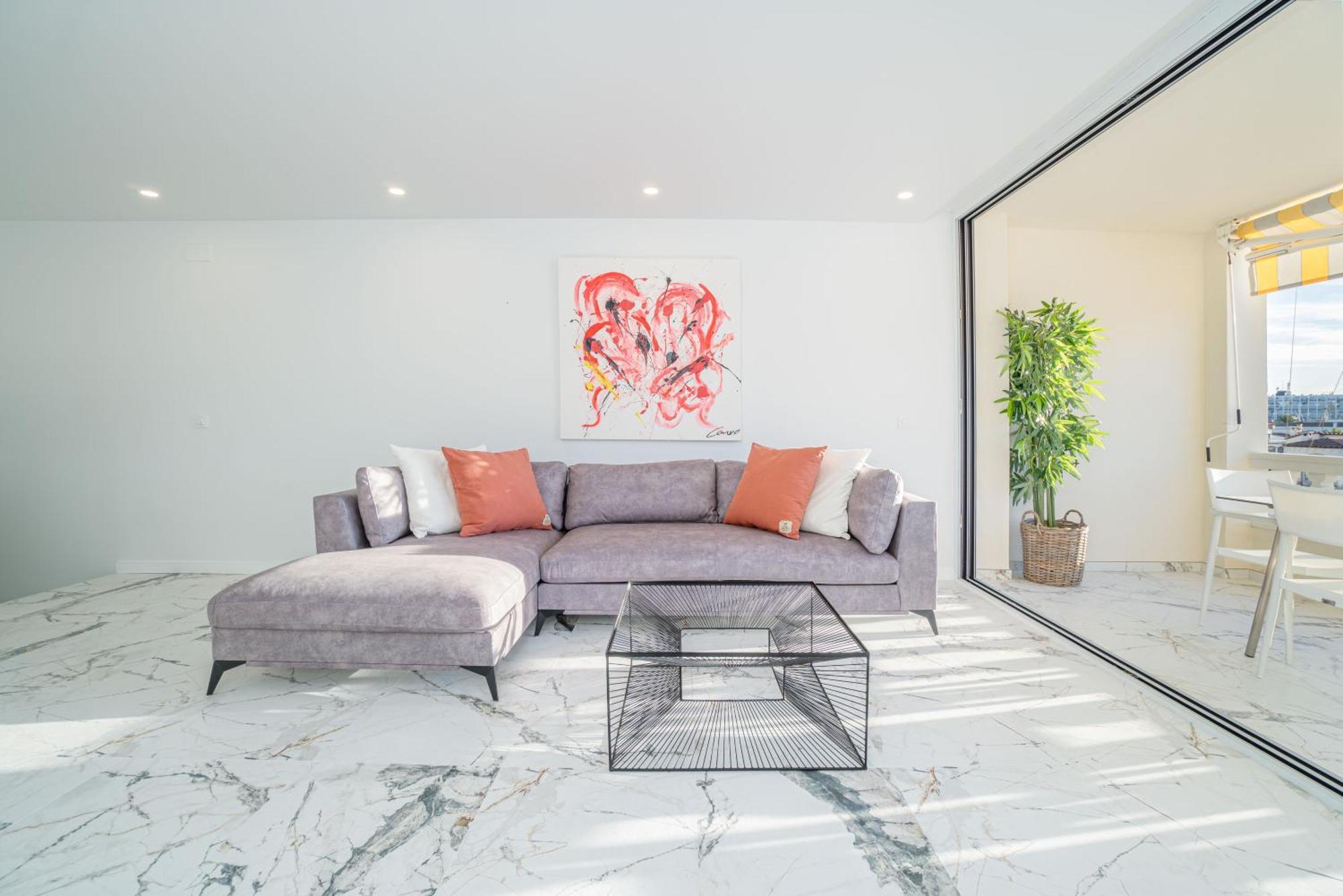 Moderno Apartamento Frente Al Canal Con Terrazas Leilighet Empuriabrava Eksteriør bilde