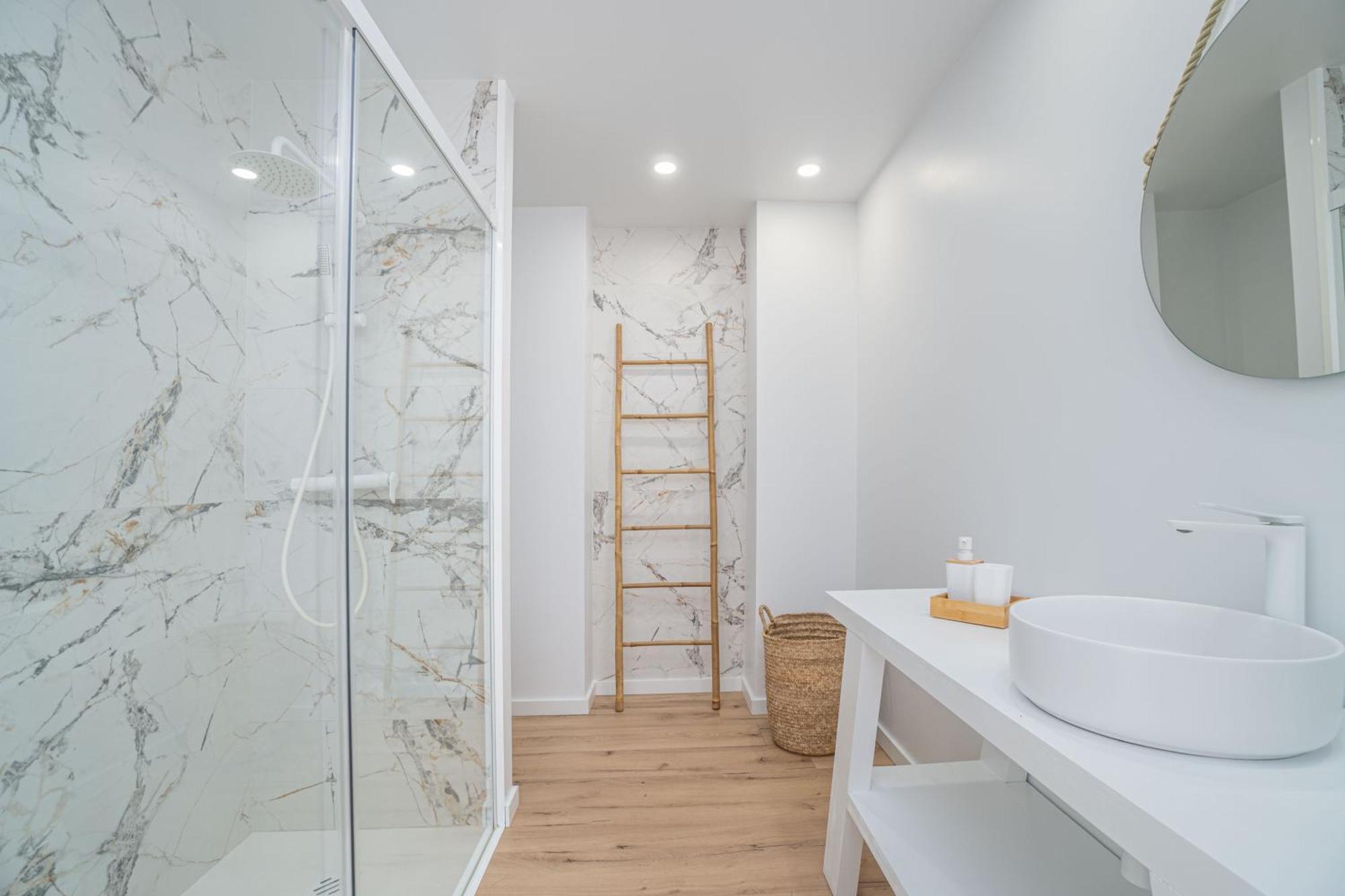 Moderno Apartamento Frente Al Canal Con Terrazas Leilighet Empuriabrava Eksteriør bilde